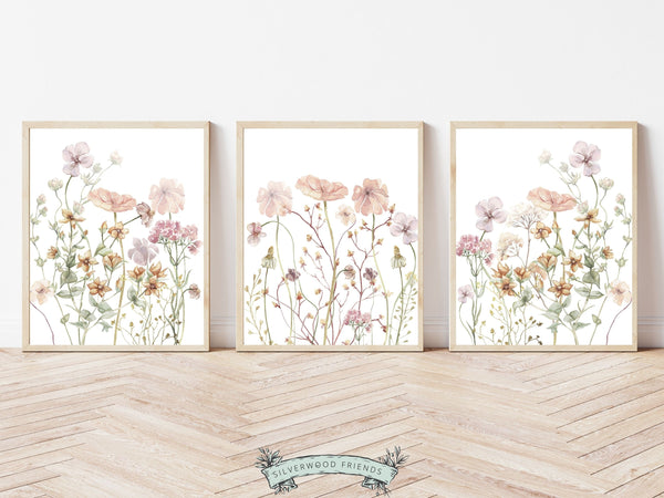 Kit 3 Quadros Decorativos: Estampas Florais Delicadas